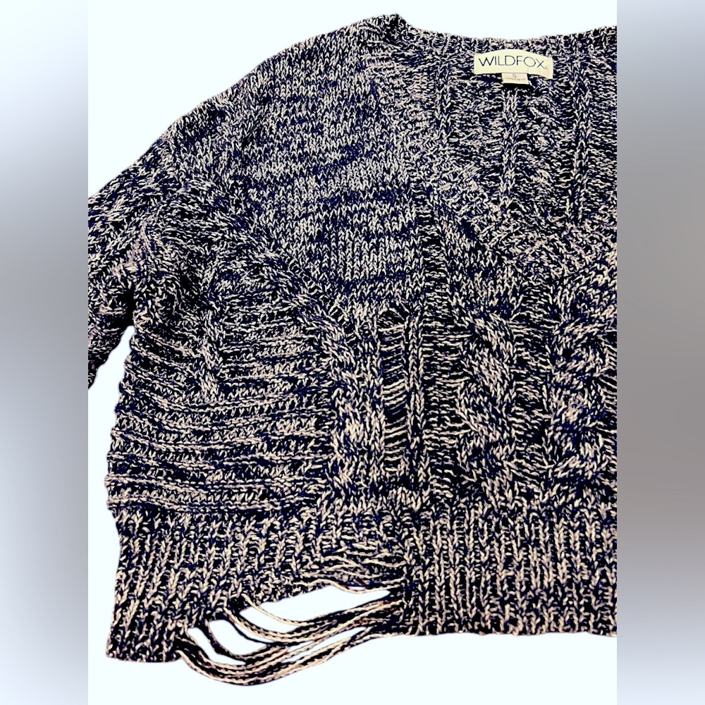 Wildfox Distressed Sweater Women S Blue White Knit V-neck Cropped - Picture 5 of 8